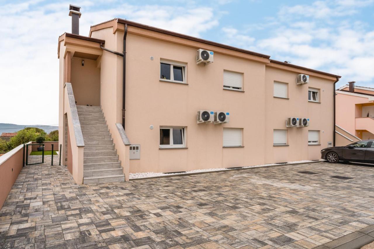 Apartmani Villa Ruby Linardici Ngoại thất bức ảnh
