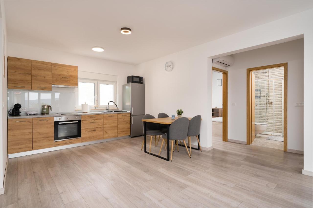 Apartmani Villa Ruby Linardici Ngoại thất bức ảnh