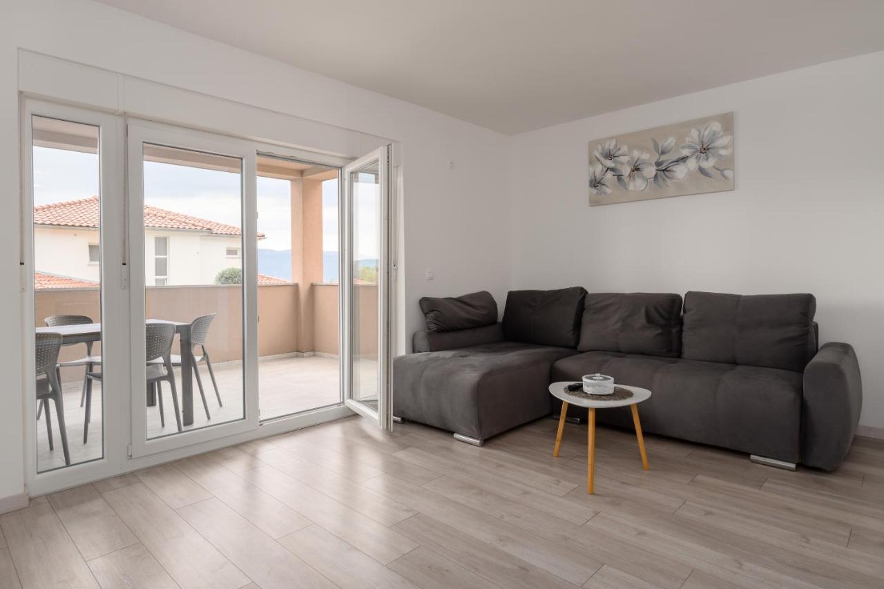 Apartmani Villa Ruby Linardici Ngoại thất bức ảnh