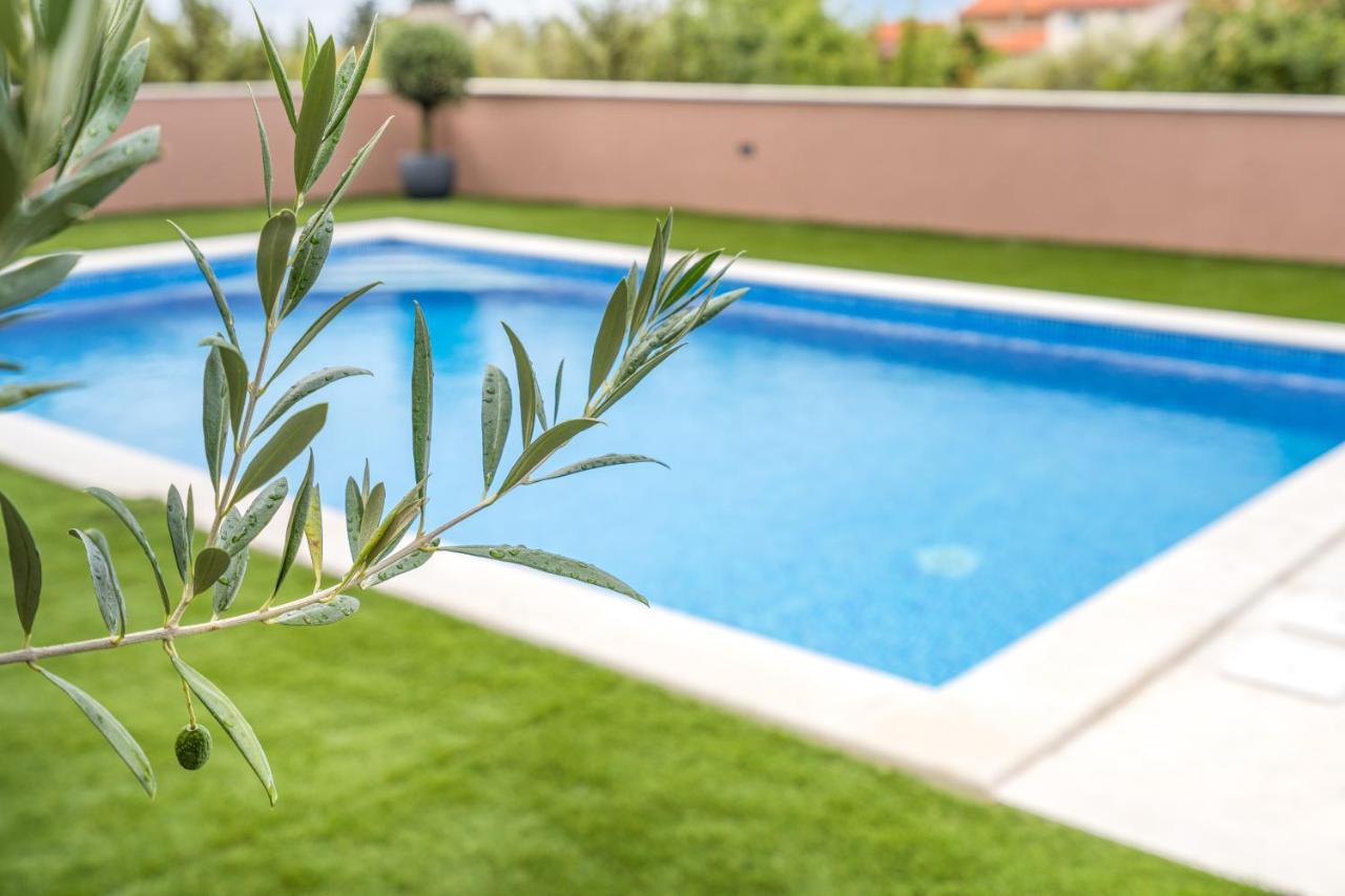 Apartmani Villa Ruby Linardici Ngoại thất bức ảnh