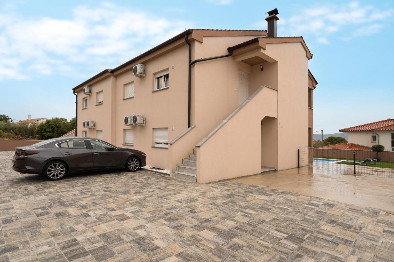 Apartmani Villa Ruby Linardici Ngoại thất bức ảnh